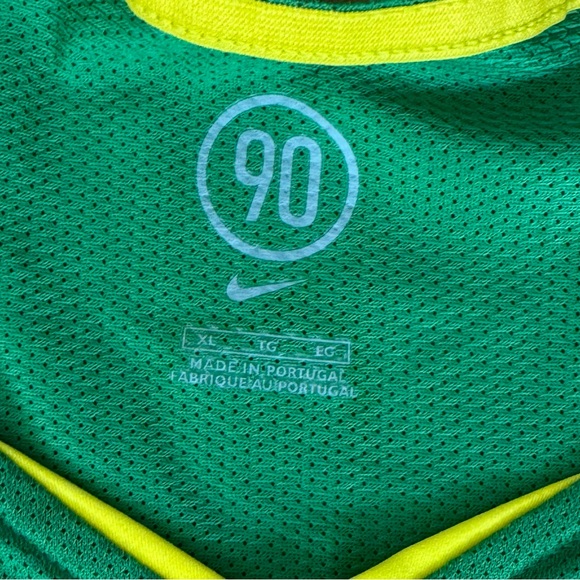 Brazil Team Men’s Football Jersey Nike XL Good Condition Worn Once - Picture 2 of 5